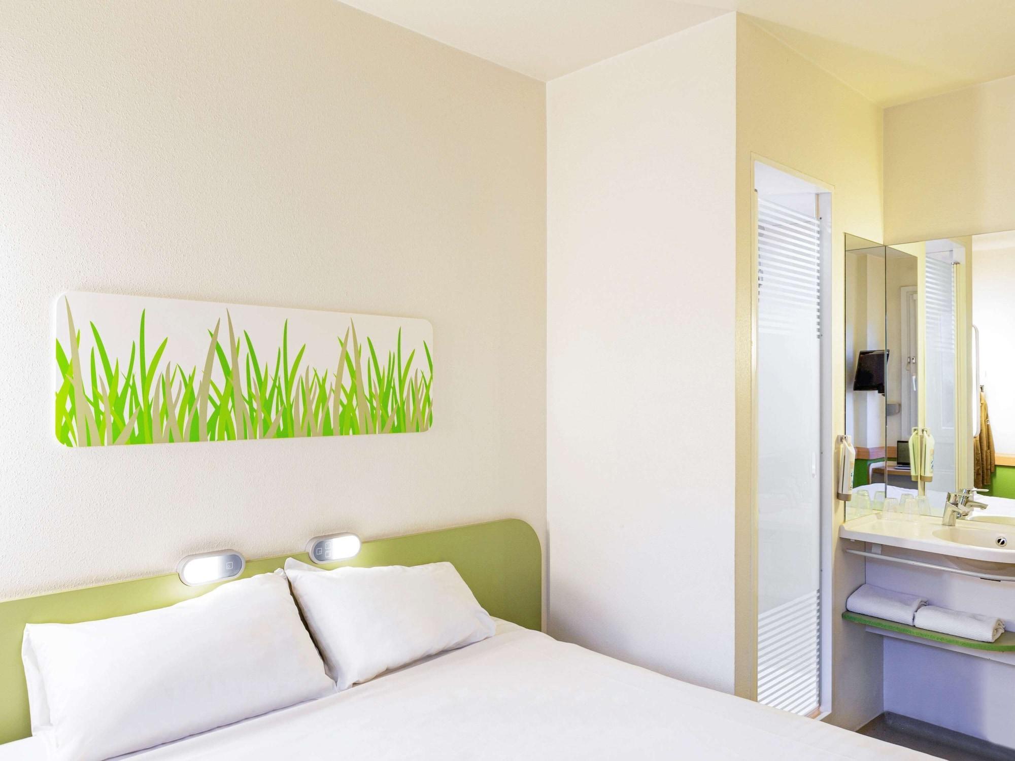 Ibis Budget Bergerac Exterior photo