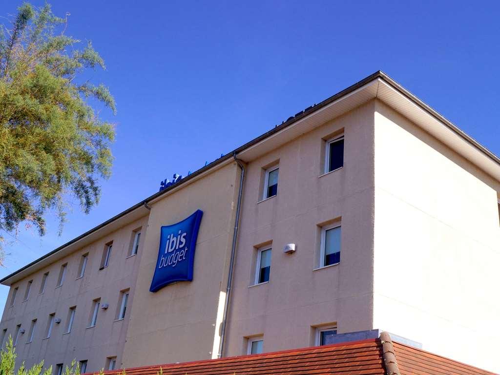 Ibis Budget Bergerac Exterior photo