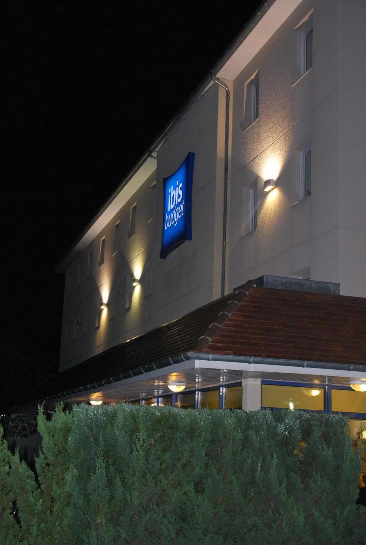 Ibis Budget Bergerac Exterior photo