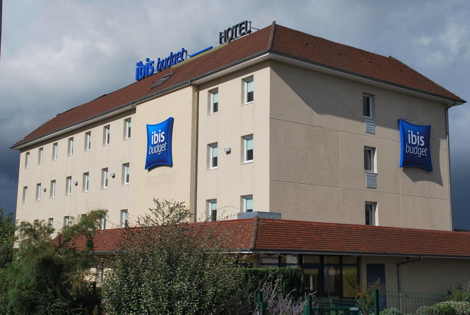 Ibis Budget Bergerac Exterior photo